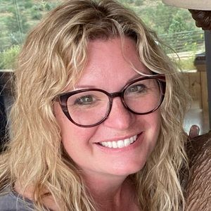 Meet your Posher, Lisa